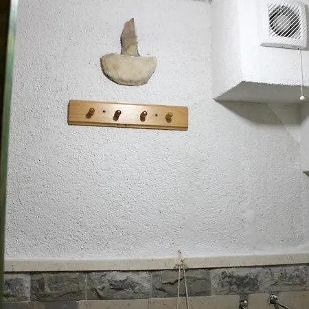 Charming In Betina, 30 M², Terrace Apartment *