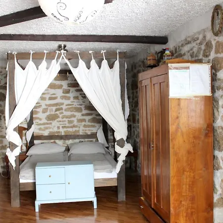 Charming In Betina 30 M² Terrace Apartment