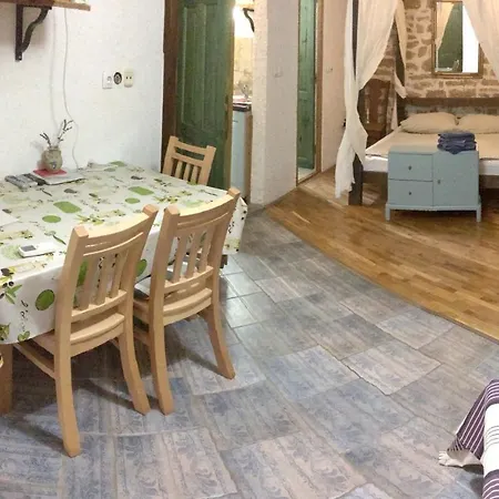Charming In Betina, 30 M², Terrace *