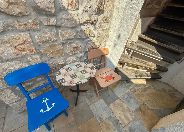 아파트 Charming In Betina, 30 M², Terrace 베티나